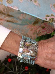 Bracelet made of shells